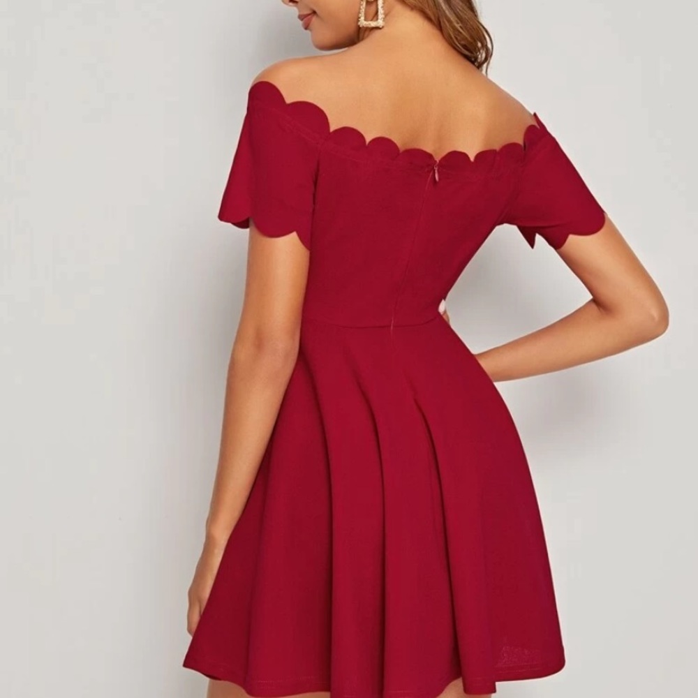 Scallop trim fit and flare Bardot dress